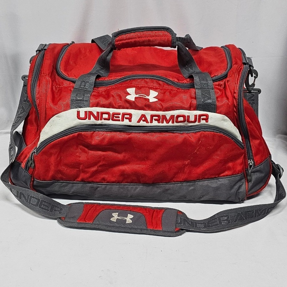 Under Armour Undeniable Duffel Bag Red Grey Gym Travel Sports Medium